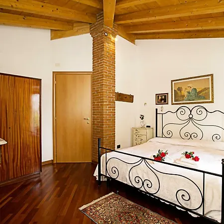 Casa Venga * Ντεζεντσάνο ντελ Γκάρντα